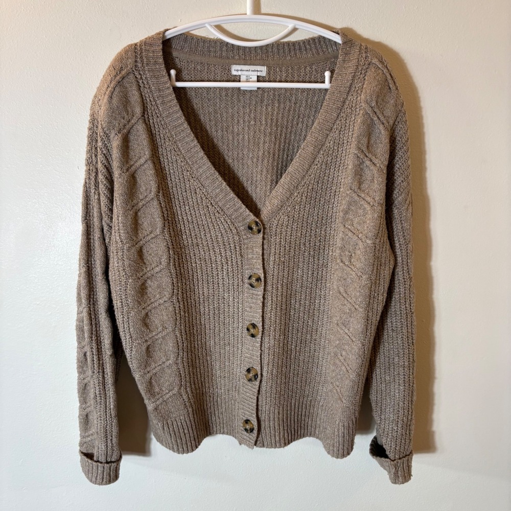 Cupcakes and Cashmere Tan Ribbed Cable Knit V-Neck‎ Button Front Cardigan Large